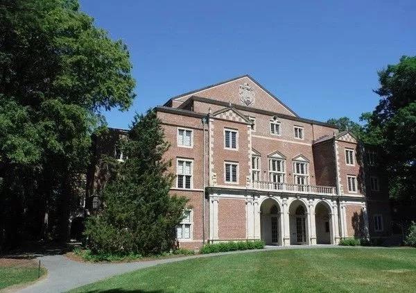 美国著名的七姐妹女子学院之首韦尔斯利学院