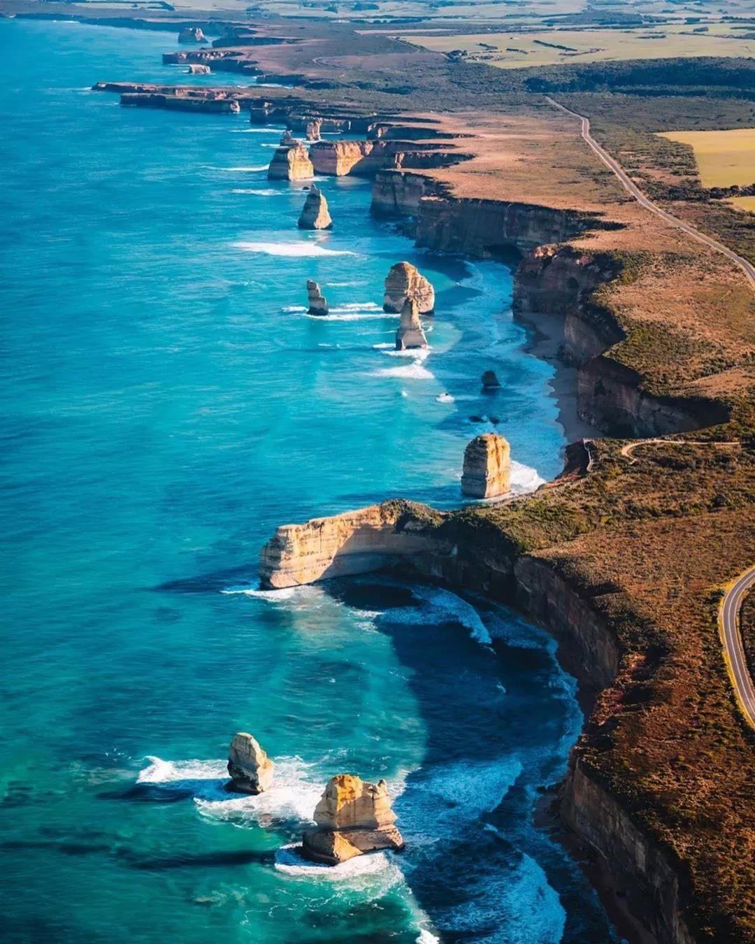 "世界上风景最美的海岸公路"大洋路