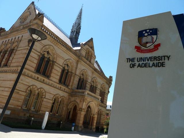 剑桥大学(university of cambridge),是一所位于英格兰剑桥市的研究