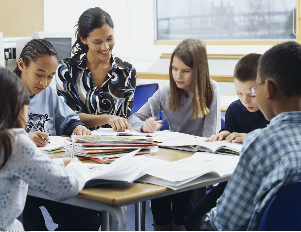 英国低龄留学(英国低龄留学生可以卖东西吗)