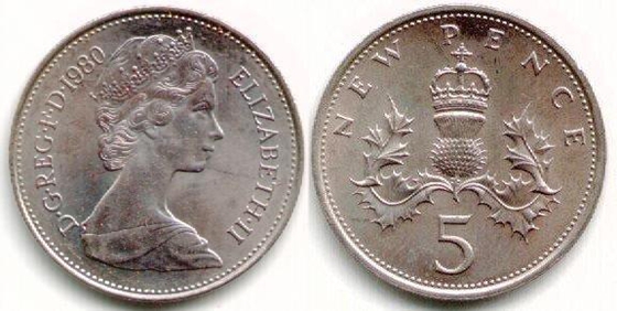 10便士,背面图案为一只戴皇冠的雄师,这是英格兰国徽的一部分