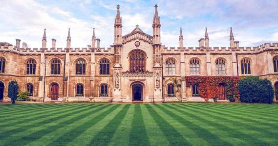 剑桥大学与牛津大学研究生申请条件哪家高?
