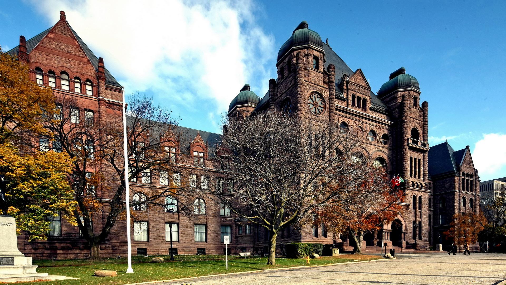 2019年加拿大八大名校【本科申请】条件