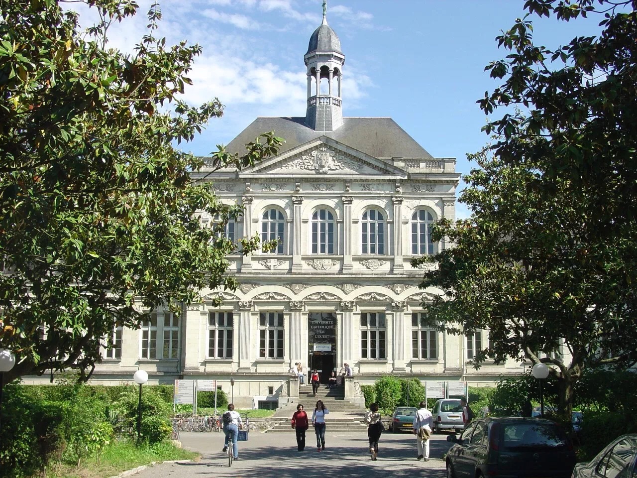 法国昂西大学图片