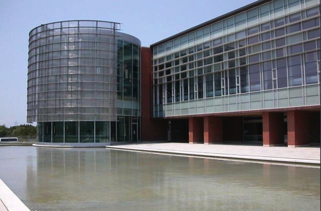 加拿大安省理工大学